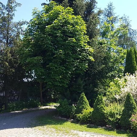 Antonowka Villa Trybsz Buitenkant foto