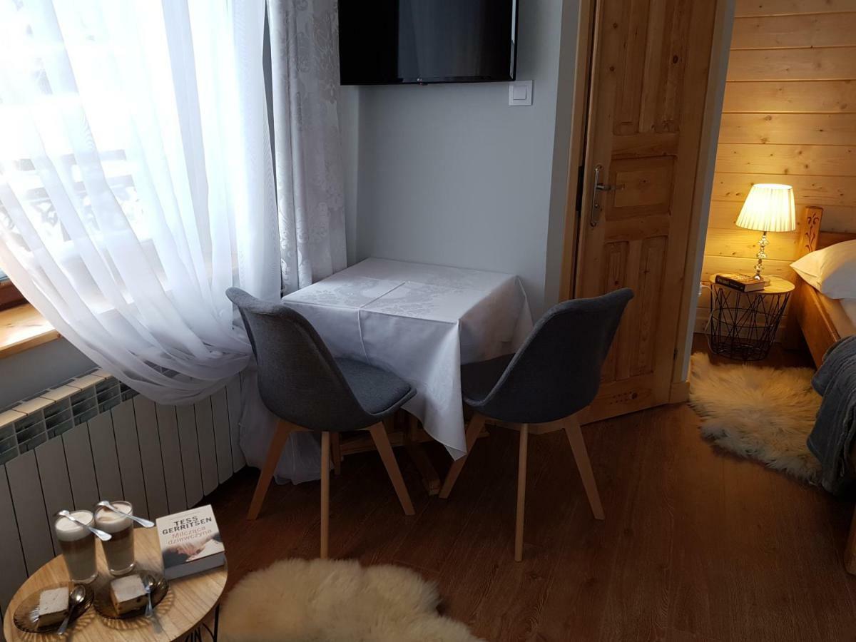 Antonowka Villa Trybsz Buitenkant foto