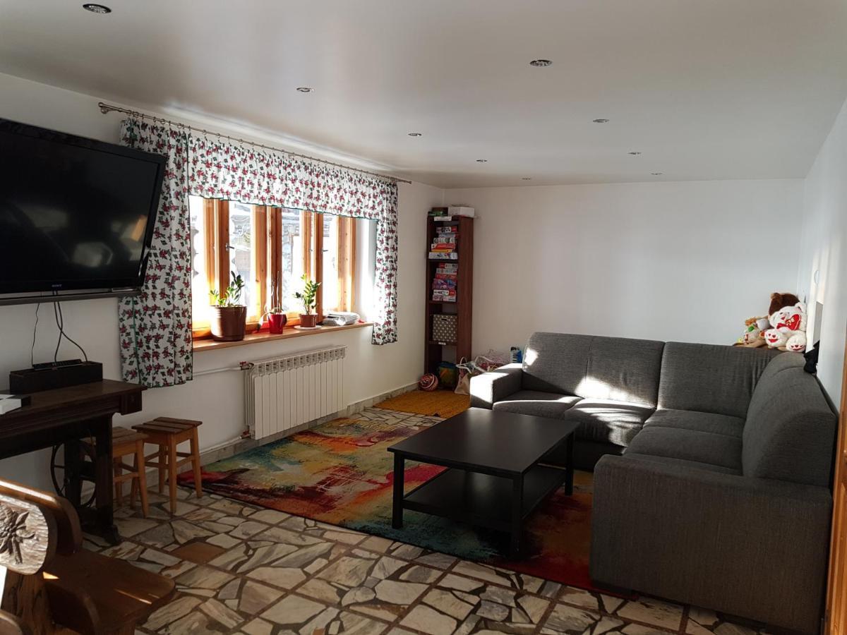 Antonowka Villa Trybsz Buitenkant foto